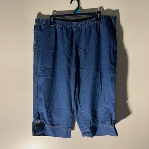 Chambray Denim Pull-On Shorts Women’s Approx Size 16 Elastic Waist Casual